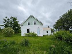 592 Highway 215 East Walton, NS B0N 2R0