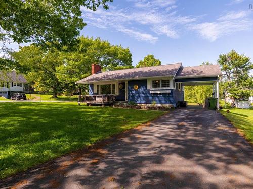 110 Brook Street, Lunenburg, NS - Outdoor