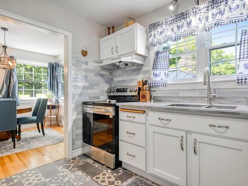 110 Brook Street, Lunenburg, NS - Indoor Photo Showing Kitchen