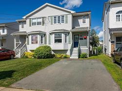 255 Caledonia Road  Dartmouth, NS B2X 1L5