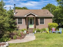 23 Circle Drive  Halifax, NS B3P 1T9