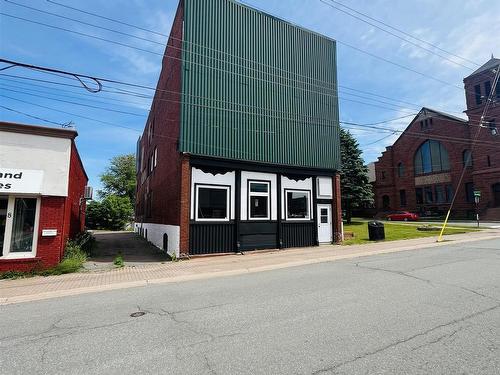 10 Havelock Street, Amherst, NS 