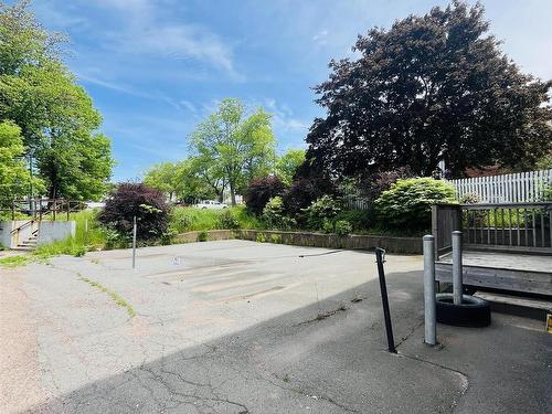 10 Havelock Street, Amherst, NS 