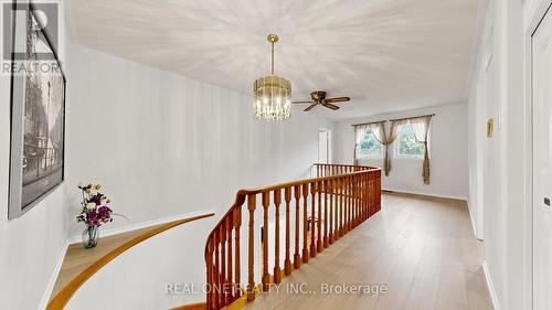 2027 Roy Ivor Crescent, Mississauga, ON 
