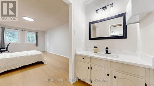 2027 Roy Ivor Crescent, Mississauga, ON 