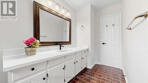 2027 Roy Ivor Crescent, Mississauga, ON 