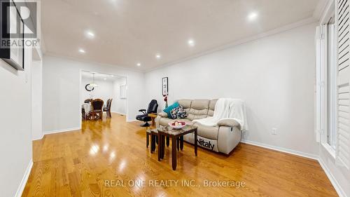 2027 Roy Ivor Crescent, Mississauga, ON 
