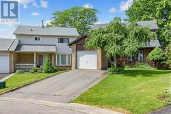 22 BORDEN HILL COURT Brampton, ON L6S 3K7