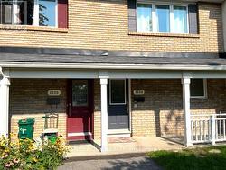 2688 DRAPER AVENUE W Ottawa, ON K2H 6Z9