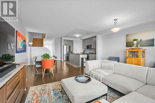 Main Floor Layout - 756 Dearborn Private, Ottawa, ON 