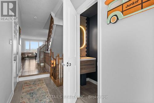 756 Dearborn Private, Ottawa, ON 