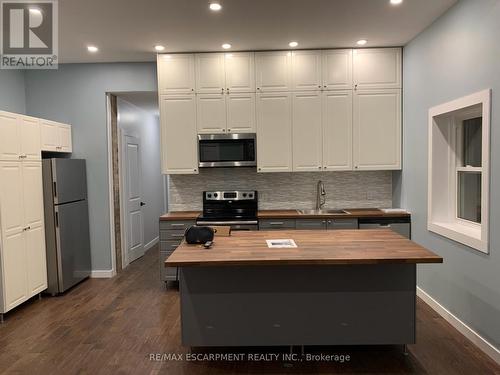 21 Cedar Street, Cambridge, ON 