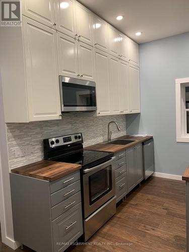 21 Cedar Street, Cambridge, ON 