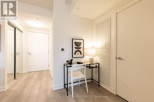 807 - 223 REDPATH AVENUE , Toronto, Ontario M4P 0E8 4