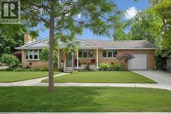 317 PANDORA Avenue N  Kitchener, ON N2H 3E4