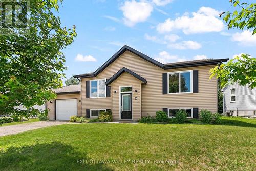 9 MINTO STREET  Whitewater Region, ON K0J 1C0