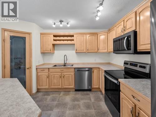 230 Keno Way, Whitehorse, YT 