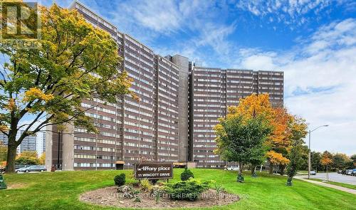 1110 - 11 WINCOTT DRIVE  Toronto, ON M9R 2R9