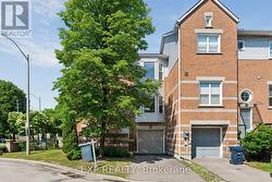 42 - 630 EVANS AVENUE Toronto, ON M8W 2W6