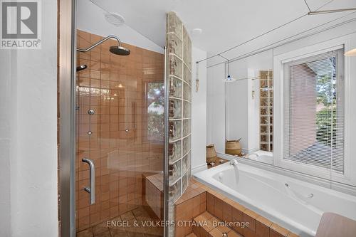 Full Ensuite bathroom - 119 Strathcona Avenue, Ottawa, ON 