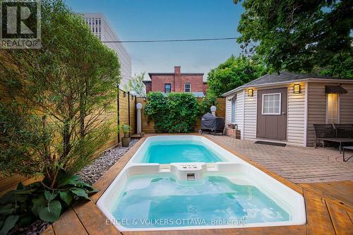 West light all day. - 119 Strathcona Avenue, Ottawa, ON 