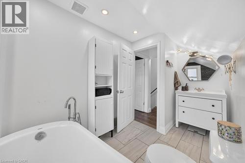 726 Brighton Avenue, Hamilton, ON 