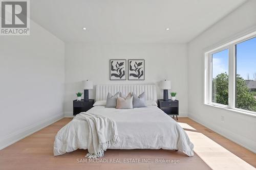 2350 Eighth Line, Oakville, ON 