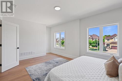 2350 Eighth Line, Oakville, ON 