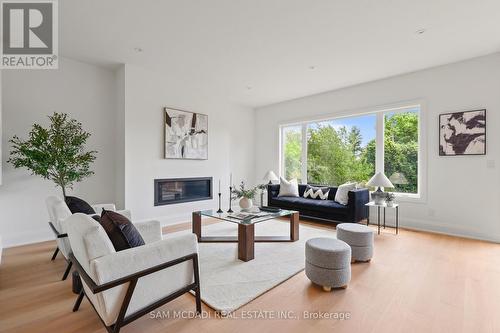 2350 Eighth Line, Oakville, ON 