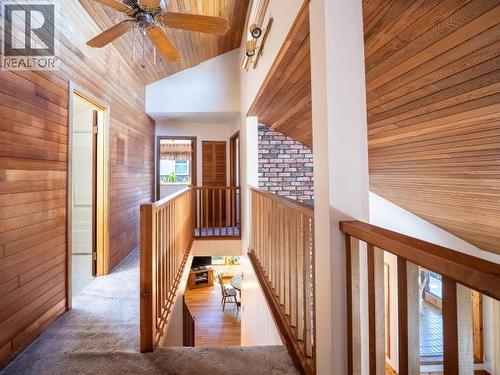 3377 Malaspina Ave, Powell River, BC 