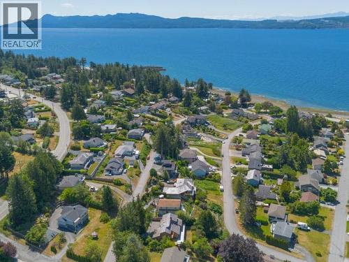 3377 Malaspina Ave, Powell River, BC 