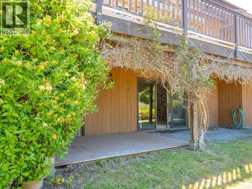 3377 Malaspina Ave, Powell River, BC 