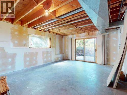 3377 Malaspina Ave, Powell River, BC 