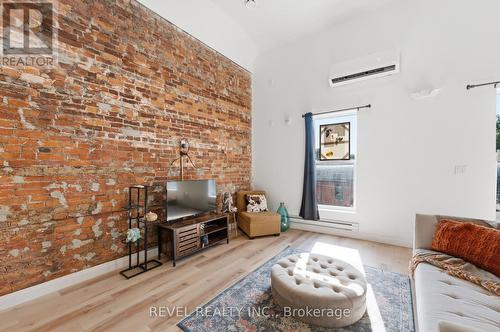 45 Wellington Street N, Hamilton, ON 