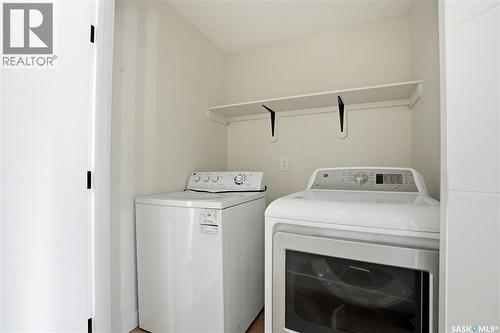 116 (114) Hall Crescent, Saskatoon, SK 