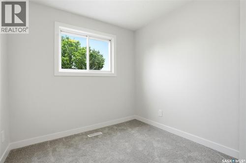 116 (114) Hall Crescent, Saskatoon, SK 