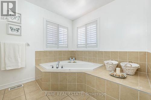 86 Vanderpool Crescent, Brampton, ON 