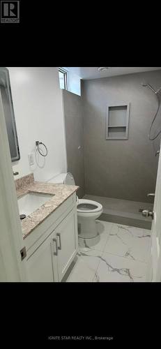 2599 Ambercroft Trail, Mississauga, ON 