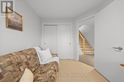 63F Young Street, Ottawa, ON 