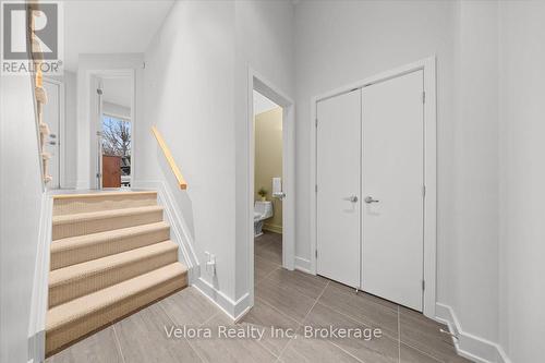 63F Young Street, Ottawa, ON 