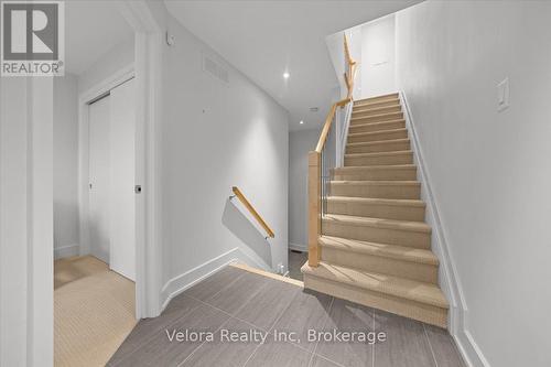63F Young Street, Ottawa, ON 