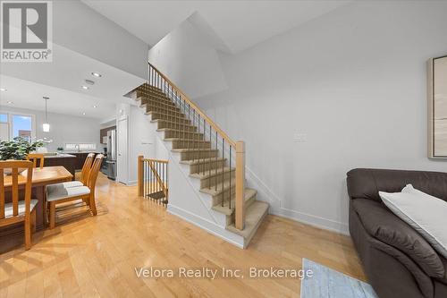 63F Young Street, Ottawa, ON 
