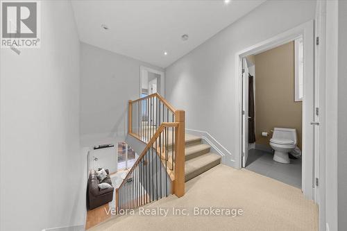 63F Young Street, Ottawa, ON 
