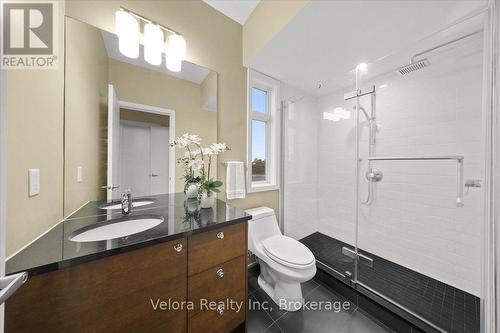 63F Young Street, Ottawa, ON 
