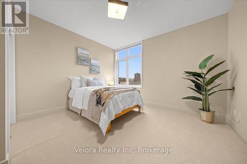 63F Young Street, Ottawa, ON 