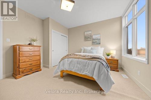 63F Young Street, Ottawa, ON 