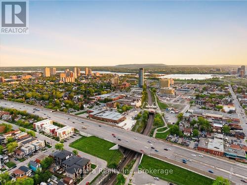 63F Young Street, Ottawa, ON 