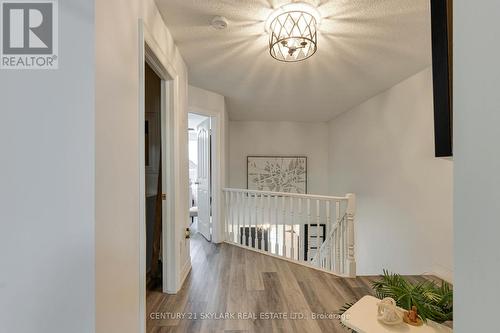 18 - 10 Cadham Boulevard, Hamilton, ON 