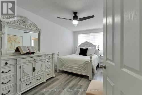 18 - 10 Cadham Boulevard, Hamilton, ON 