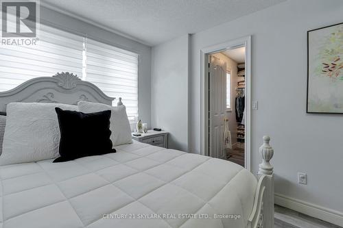 18 - 10 Cadham Boulevard, Hamilton, ON 